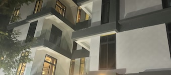 Spacious 3-bedroom apartment with AC, WiFi in beautiful Dar es Salaam