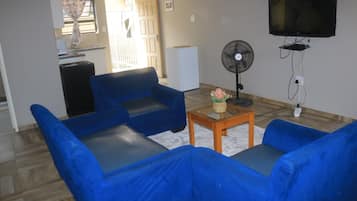 Studio | Living area
