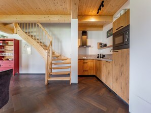 Kühlschrank, Ofen, Herdplatte, Geschirrspüler