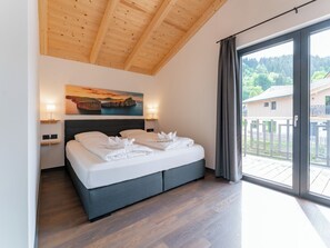 3 bedrooms, Internet