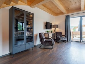 TV - Lovely chalet near the Nassfeld ski area (Obermöschach)