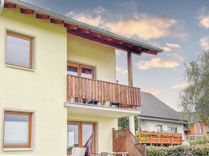 Exterior - Modern flat with dinner and breakfast option (Mörz)