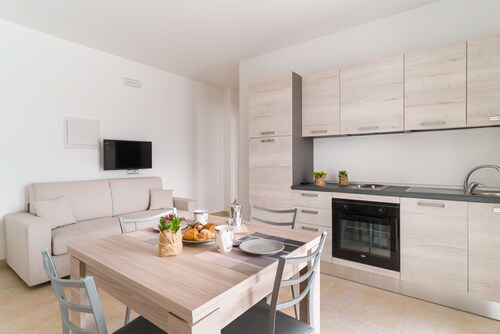 GuestHost - Scaringi Palace Trani - Room 2A
