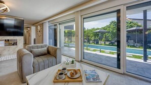 Family Villa, 4 Bedrooms, Balcony (Villa Samara with Pool) | Interior - Villa Samara with Pool (Pula)