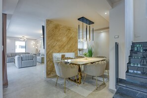 Dining - Villa Samara with Pool (Pula)