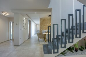 Family Villa, Multiple Bedrooms (Villa Samara with Pool) | Interior