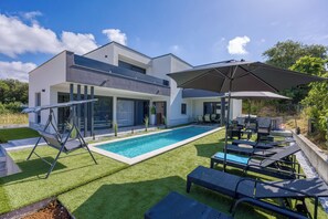 Outdoor pool, a heated pool - Villa Samara with Pool (Pula)