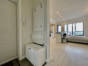Classic Apartment, Balcony, City View | 1 bedroom, iron/ironing board, free WiFi - HomeApart Peter Mstivlavets 15 (Minsk)