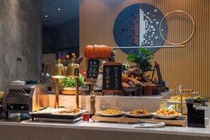 Free daily buffet breakfast  - Guangzhou Nansha Meihao Lizhi Hotel (Guangzhou)