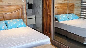 2 chambres, accĂšs Internet, draps fournis