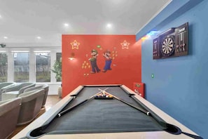 Game room - 🔥 Fire & Fun | Luxe Stay w/ Pool, Hot Tub & Game Room 🎮 (Linden)