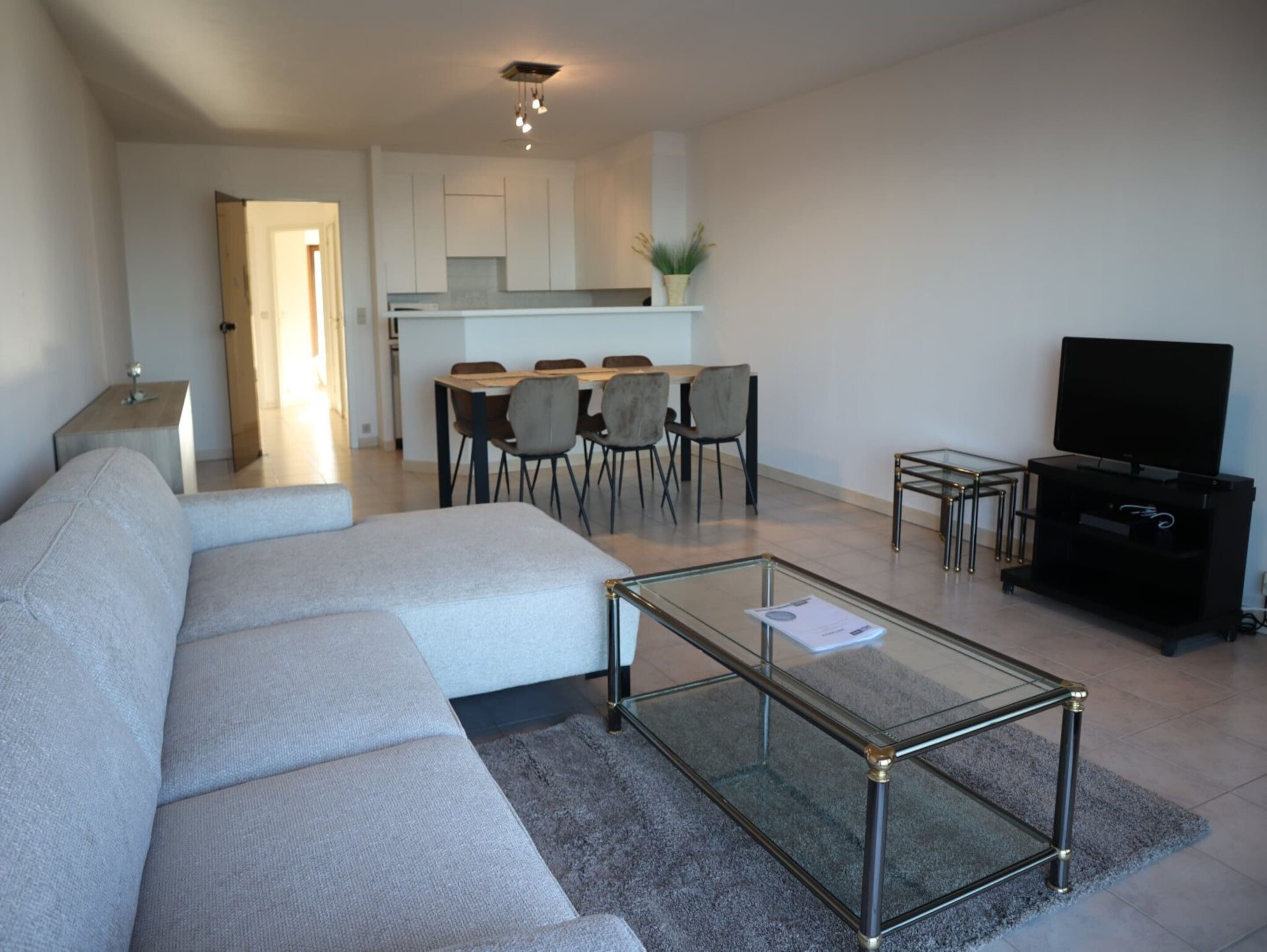 Classic-Apartment, 3 Schlafzimmer | Wohnbereich