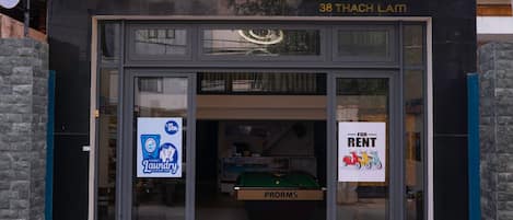 Fachada de la propiedad