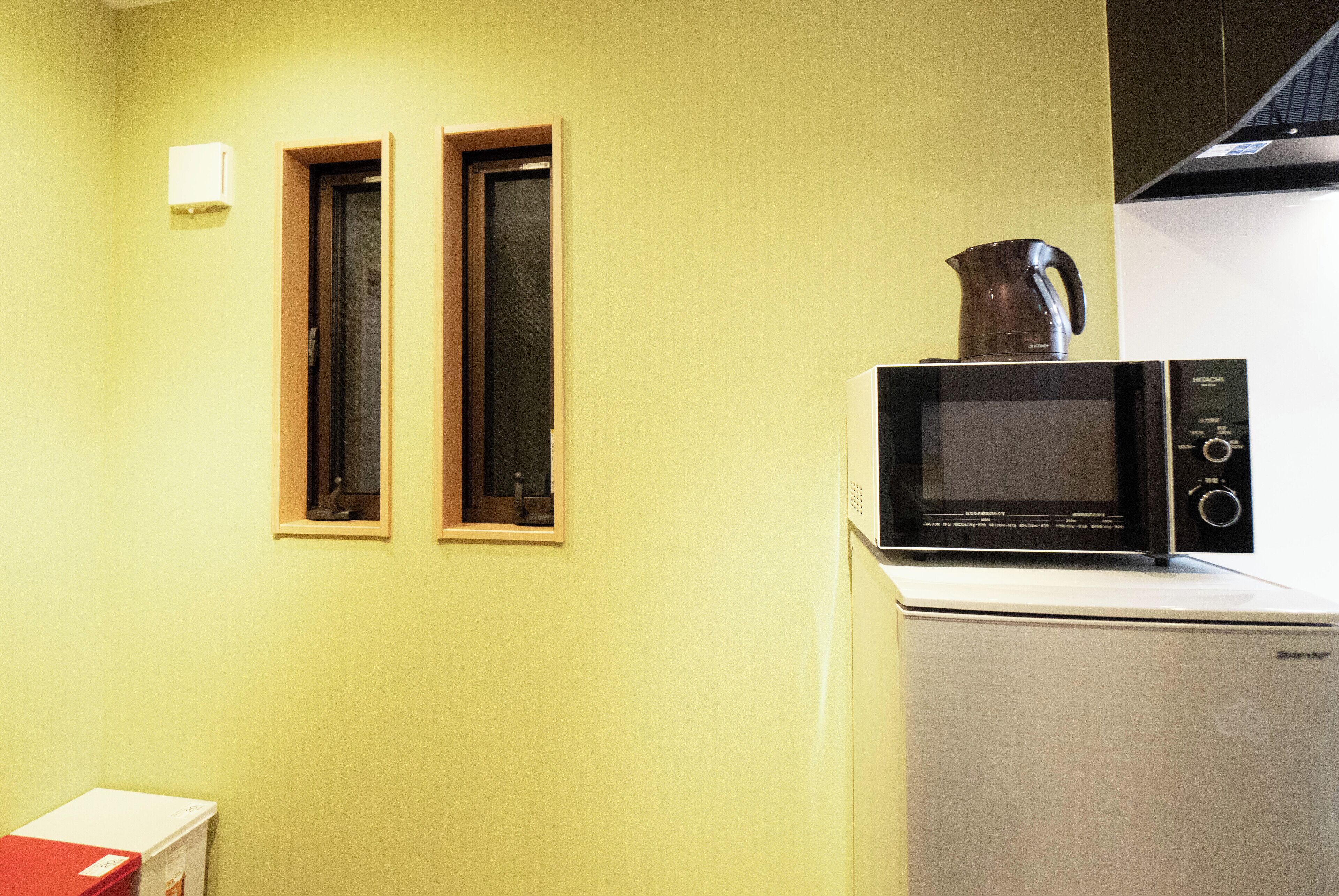 Standard Double Room, Non Smoking | Private kitchen | Fridge, microwave, stovetop, electric kettle