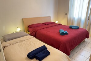 1 camera, ferro/asse da stiro, Wi-Fi, lenzuola