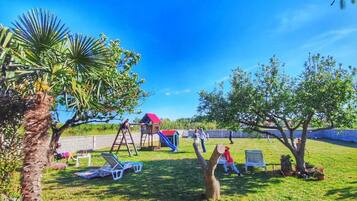 House, 3 Bedrooms, Smoking, Private Pool | Children's area