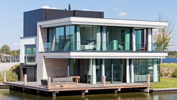 Unclassified image, 1 of 40, button - Water Villa in Zeeland by Lake Veere (Arnemuiden)