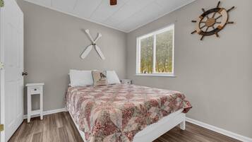 3 makuuhuonetta, ilmainen Wi-Fi, vuodevaatteet, pääsy pyörätuolilla