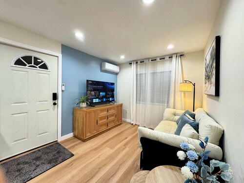 Chic studio with AC / WiFi and Garden in marvelous West Covina