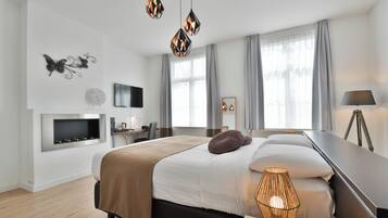 Executive Double Room, Garden View | Premium bedding, blackout drapes, soundproofing, free WiFi