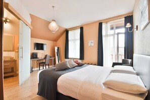 Classic Double Room, Balcony