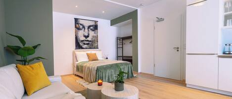 1 bedroom, iron/ironing board, WiFi, bed sheets