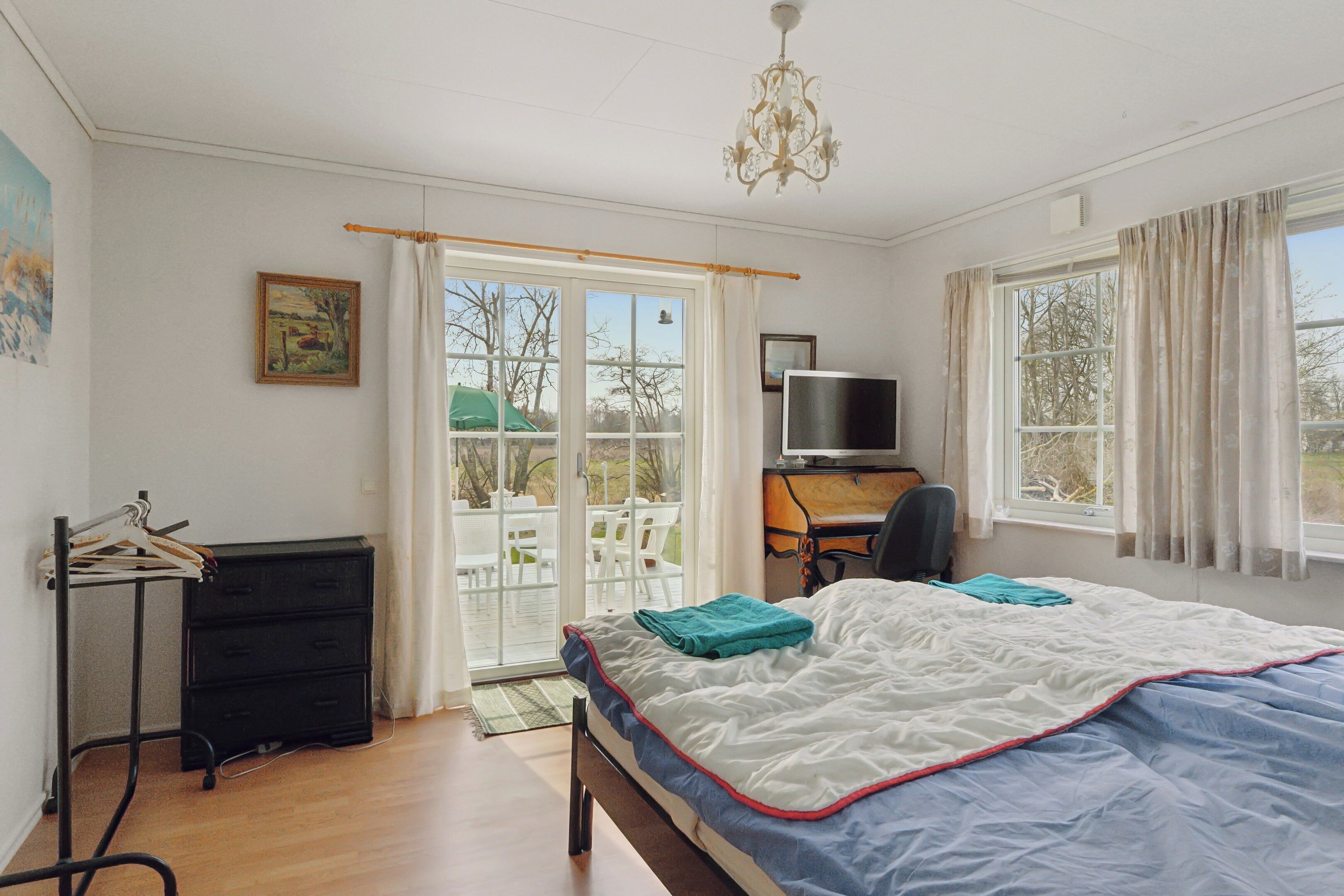4 bedrooms, free WiFi, wheelchair access