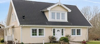 Spacious villa in the countryside near the beach