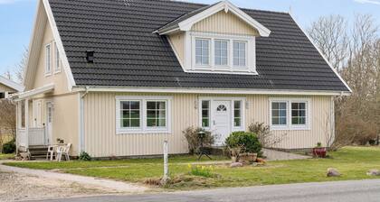 Spacious villa in the countryside near the beach