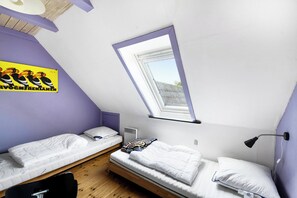 2 Schlafzimmer, Bügeleisen/Bügelbrett, kostenloses WLAN