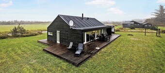 Summer house with modern luxury in North Jutland