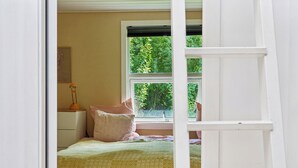 3 bedrooms, WiFi (free)