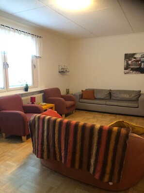 Maison Traditionnelle, vue jardin | 4 chambres, Wi-Fi gratuit, draps fournis