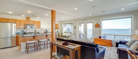 Cottage (2 Bedrooms) | Front of property