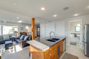 Cottage (2 Bedrooms) | Interior