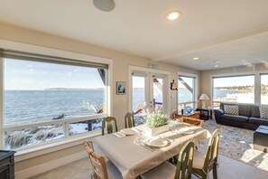 Cottage (2 Bedrooms) | Interior