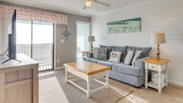 Apartment (2 Bedrooms) | Front of property