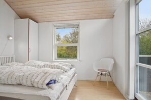 3 bedrooms, free WiFi - Lovely holiday home in Pøt Strandby (Juelsminde)