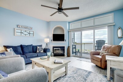 Walk to Main St: Condo w/ Pool Access in Crisfield