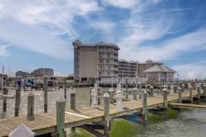 Interior - Walk to Main St: Condo w/ Pool Access in Crisfield (Crisfield)