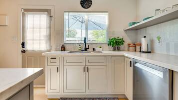 Casa (2 Bedrooms) | Interior