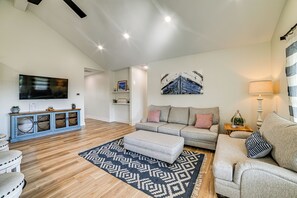 House (6 Bedrooms) | Interior - Lake View + Deck: Group Getaway in Grand Rivers! (Grand Rivers)