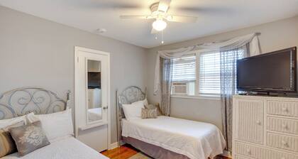 2 Mi to Downtown Columbia: Home w/ Theater Room!