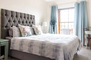 3 bedrooms, iron/ironing board, Internet, bed sheets