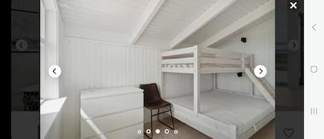 4 bedrooms, iron/ironing board, free WiFi