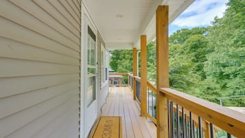 Cottage (2 Bedrooms) | Interior