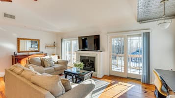 Cottage (2 Bedrooms) | Interior