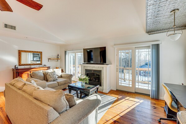 Cottage (2 Bedrooms) | Interior