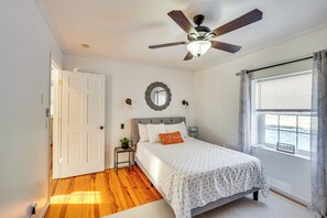 Cottage (2 Bedrooms) | Interior