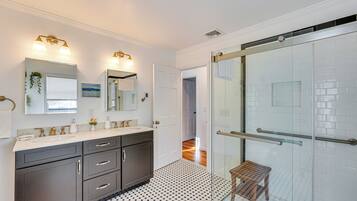 Cottage (2 Bedrooms) | Interior
